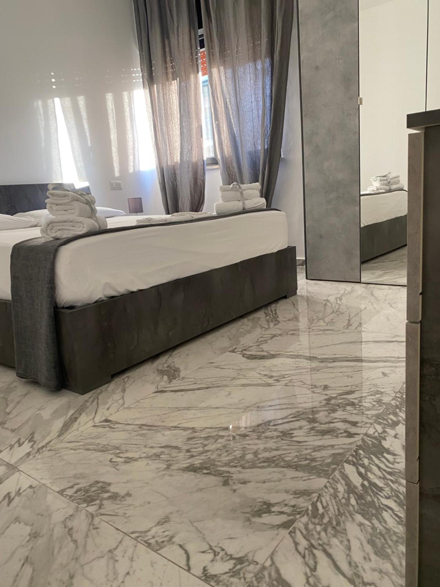 B&B De Rossi185 Bari Extérieur photo